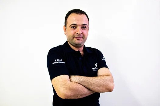 V. Akar